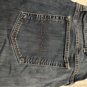 Men Lucky Brand jeans